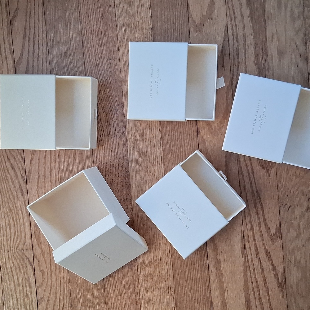 Sezane Boxes - image 2